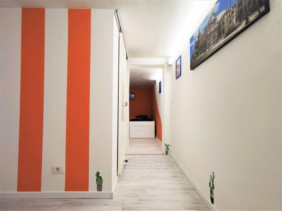 Central Apartments Mezzanine - 1 Min To Via Etnea Catania Exterior photo