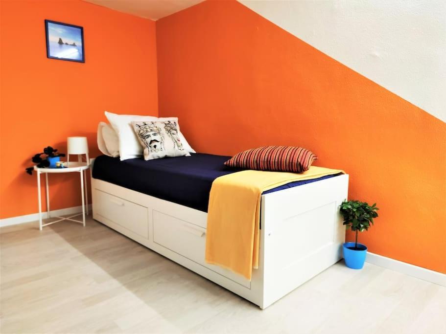 Central Apartments Mezzanine - 1 Min To Via Etnea Catania Exterior photo